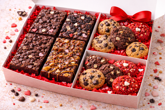 💘 Valentine Brownie & Cookie Bento Box